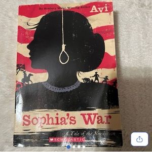 🌴Sophia’s War by Avi Paperback Book
